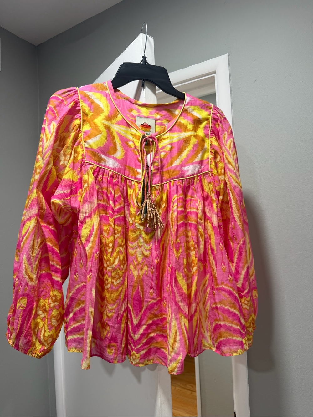 NWT FARM Rio Pink Pineapple Tapestry Tassel Blouse Small